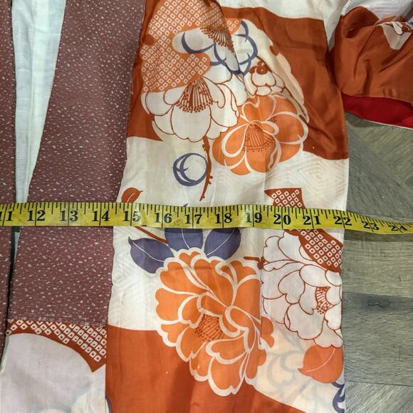 Vintage Japanese Silk Kimono Red Orange Floral Rinzu Pattern Hand Sewn Lined - Picture 9 of 10